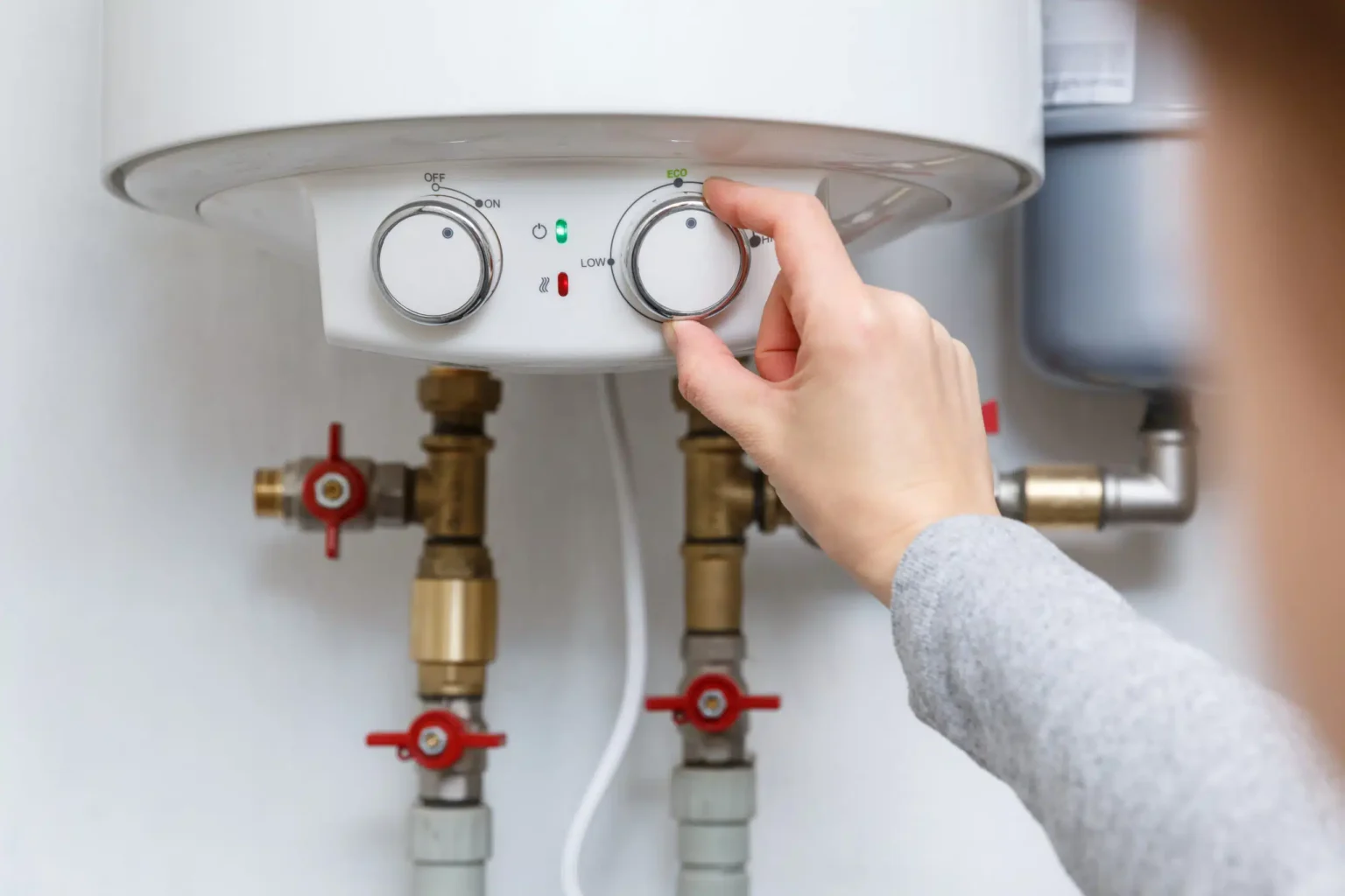 Water heater temperature adjustment and repair in Boynton Beach, Florida